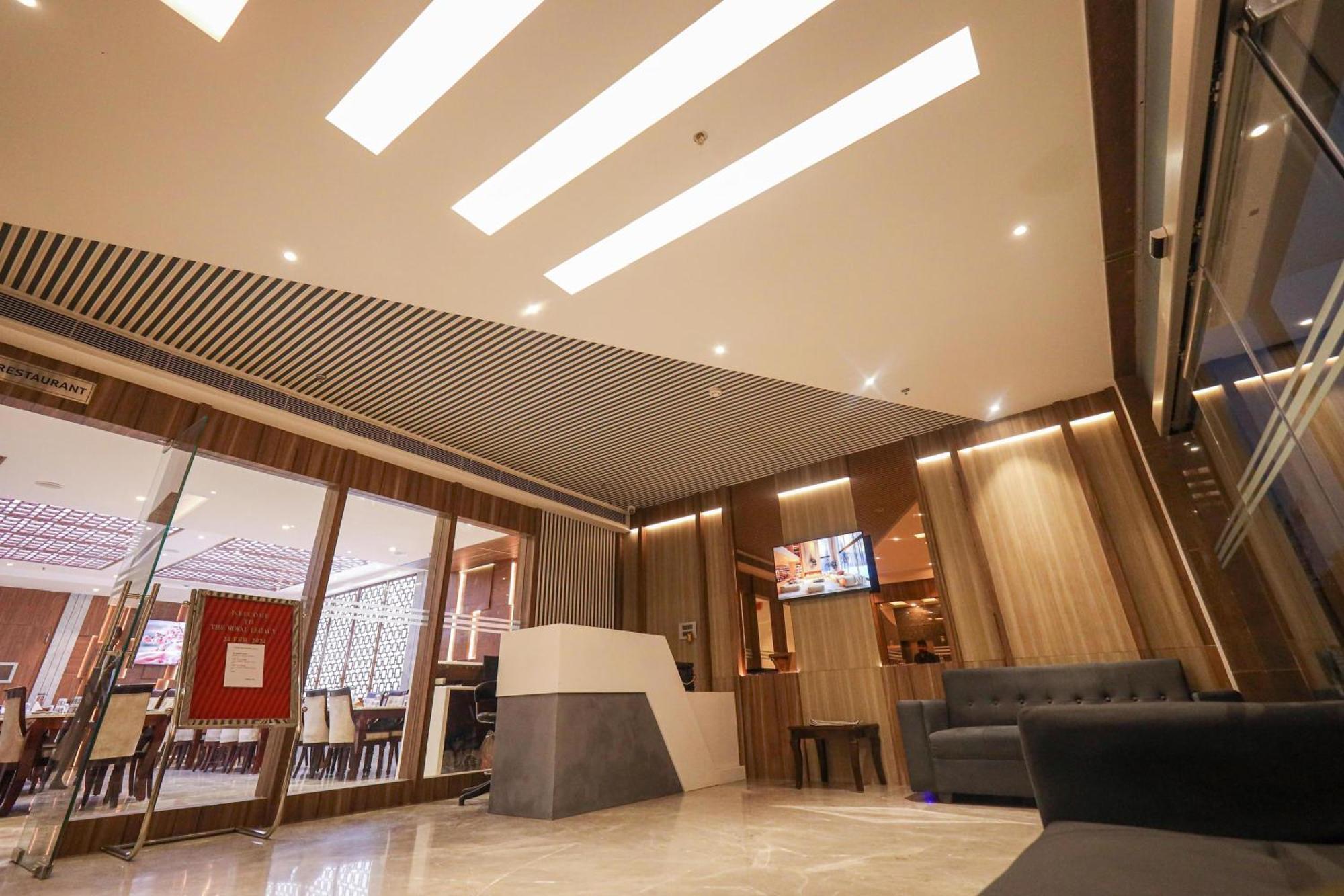 The Royal Legacy Hotel Lucknow Ngoại thất bức ảnh