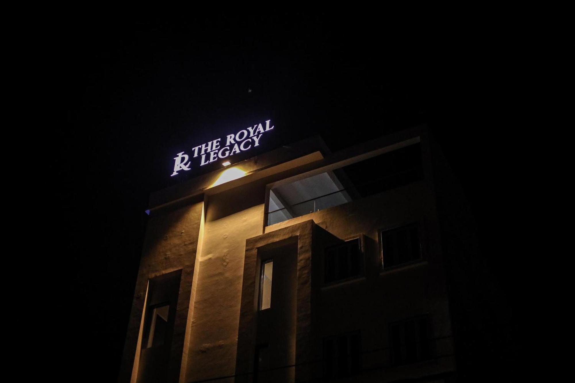 The Royal Legacy Hotel Lucknow Ngoại thất bức ảnh